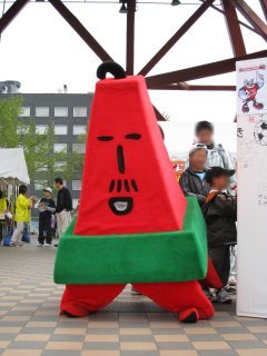 �e���r������